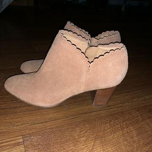 Jack Rogers Scalloped Booties